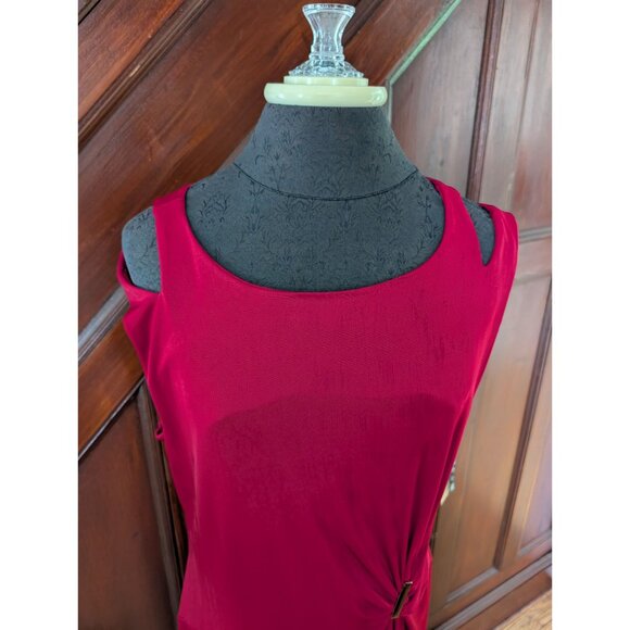 Red Sleeveless Long Dress With Side Knot Detail & Gold Accent By JM Studio Size - Picture 3 of 10